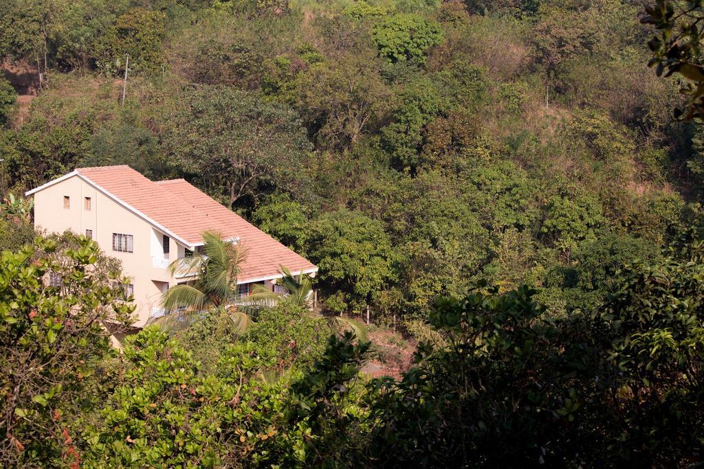 Varshavan- Nature, Hobby And Art Residency Hotel Dāpoli Kültér fotó
